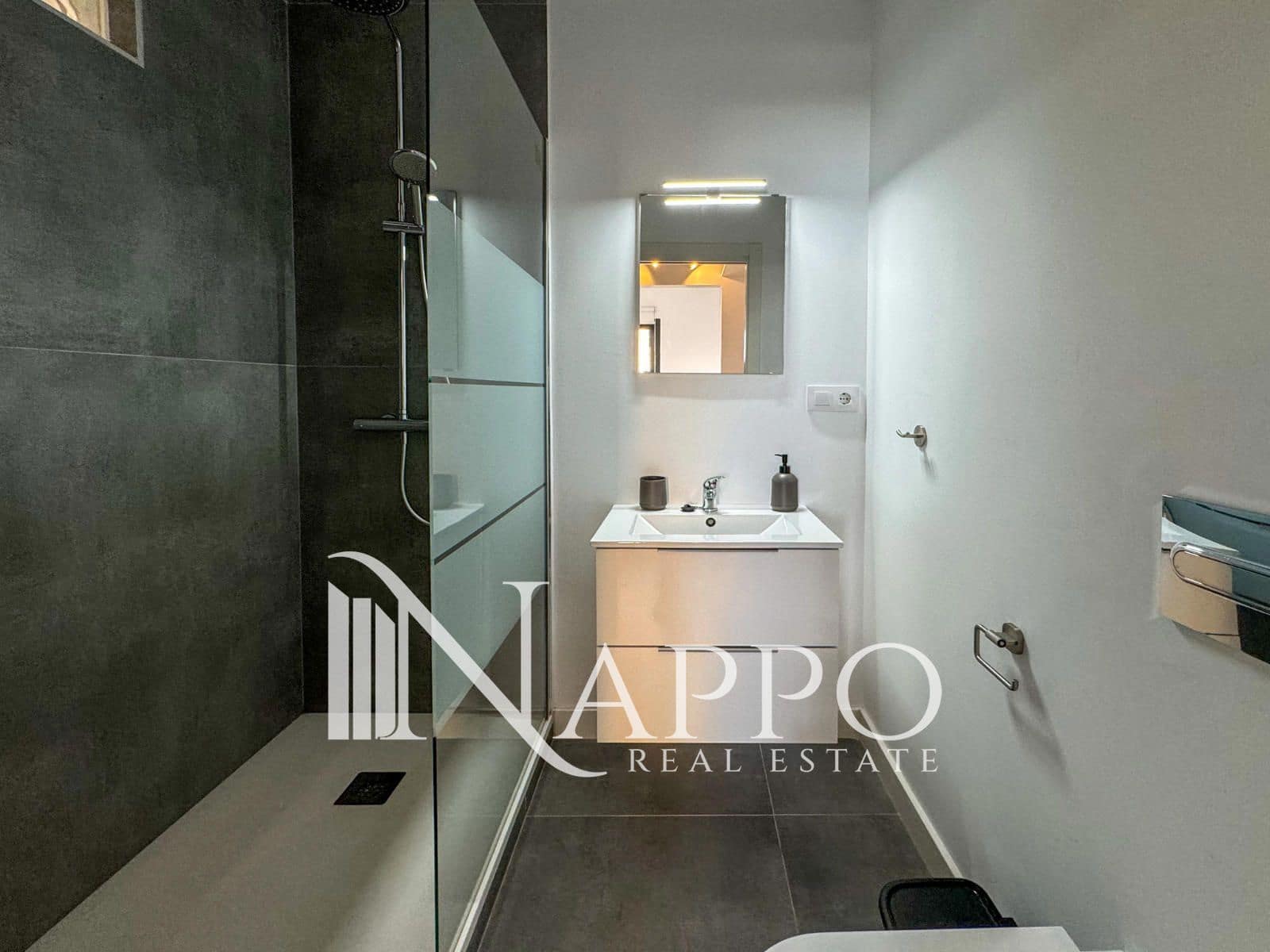 Ático de 3 habitaciones en Palma de Mallorca en alquiler con garaje - 2.500 € (Ref: 9914834)