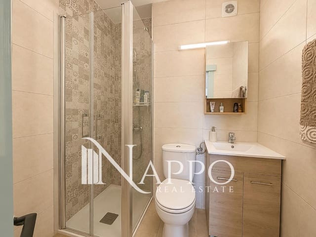 2 sovrum Lägenhet till salu i Santa Ponsa, Calvià med garage - 350 000 € (Ref: 9914940)
