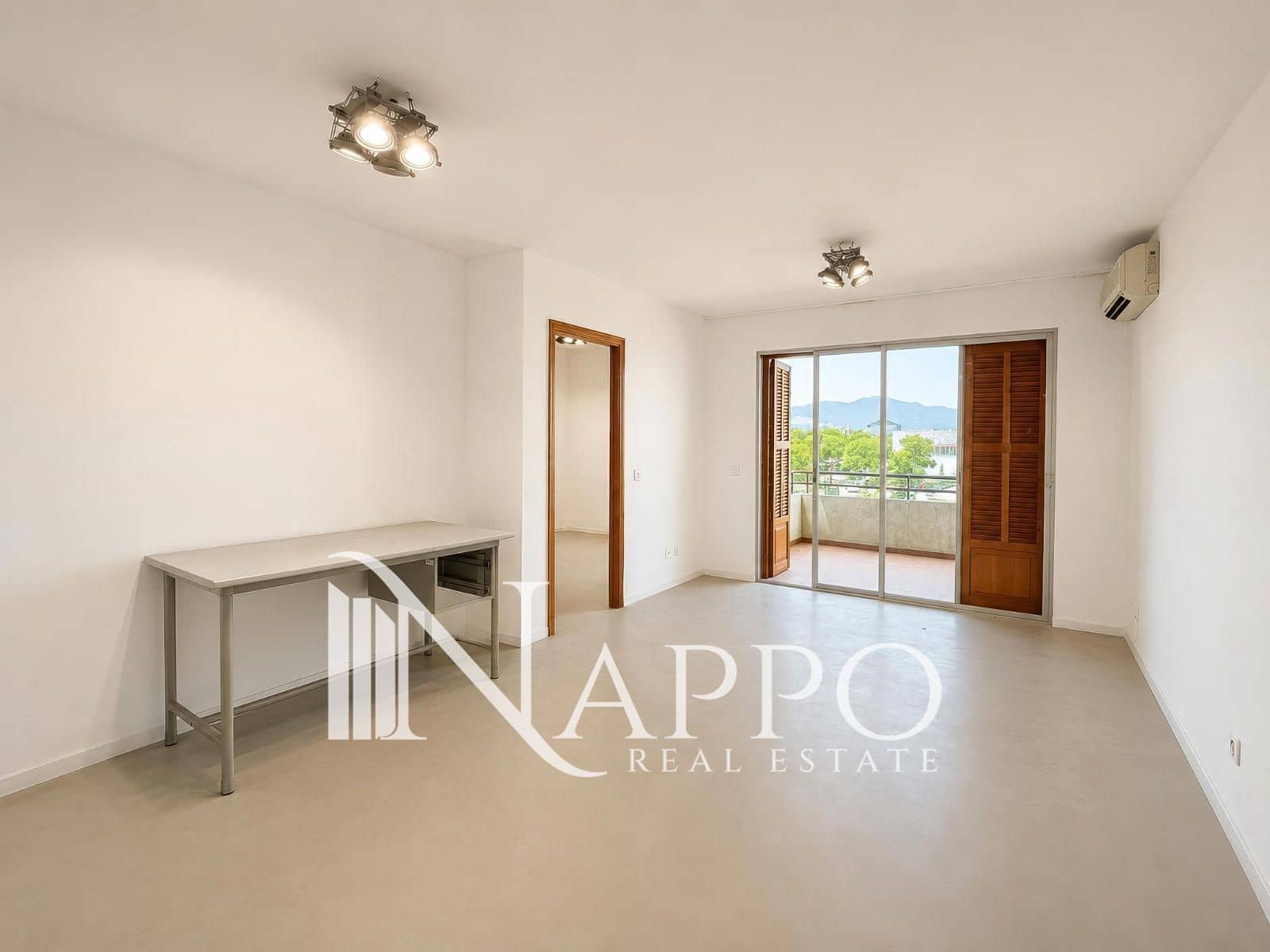 Piso de 4 habitaciones en Palma de Mallorca en venta con garaje - 420.000 € (Ref: 9917609)