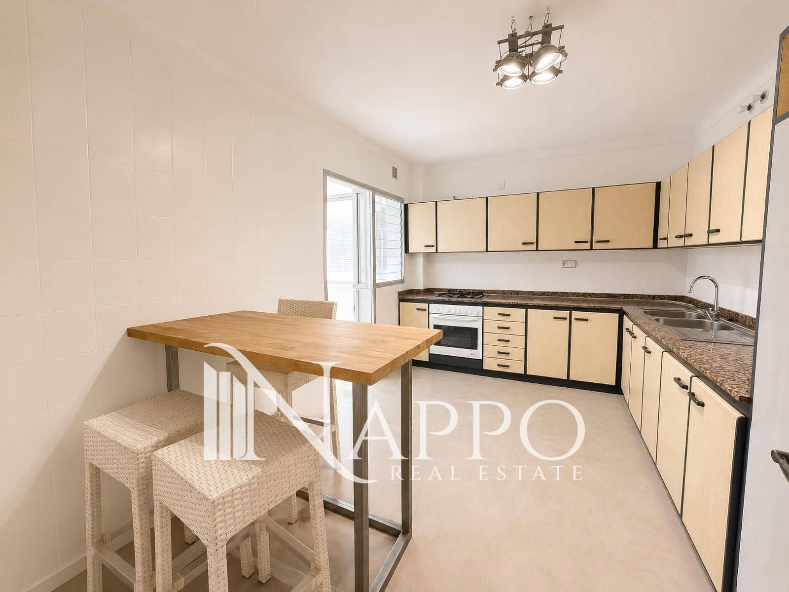 Piso de 4 habitaciones en Palma de Mallorca en venta con garaje - 420.000 € (Ref: 9917609)