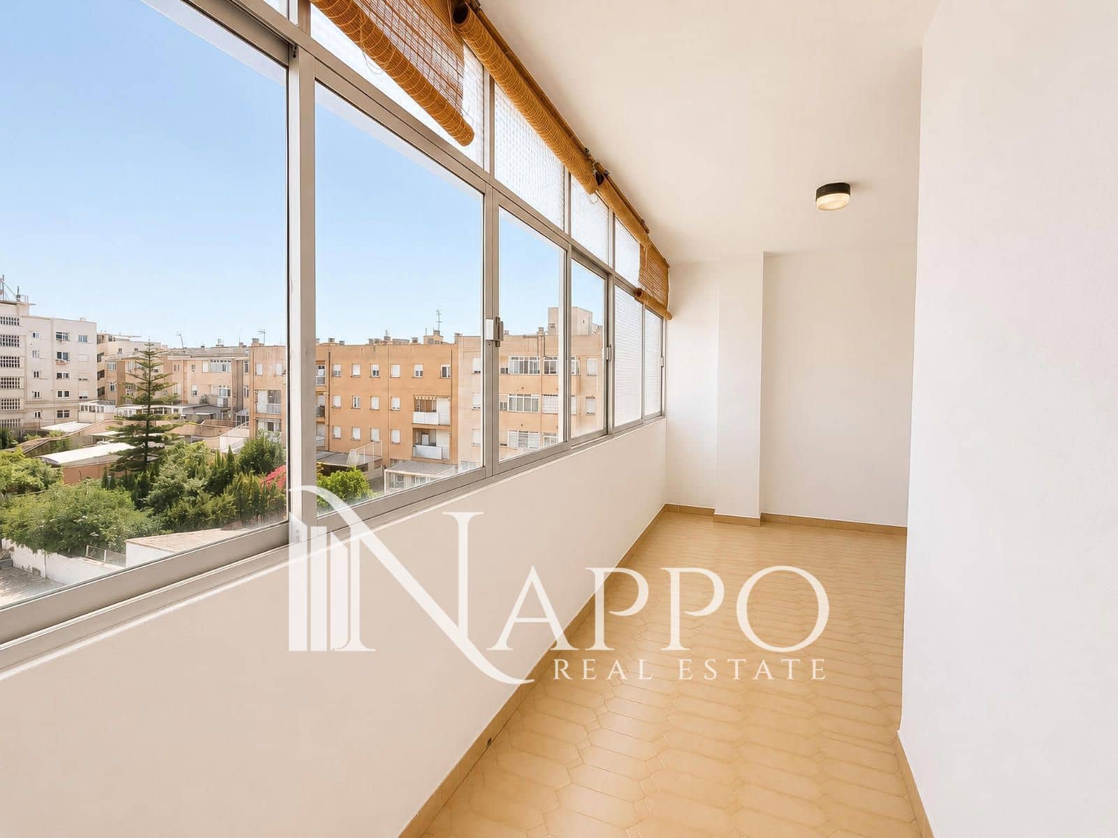 Piso de 4 habitaciones en Palma de Mallorca en venta con garaje - 420.000 € (Ref: 9917609)