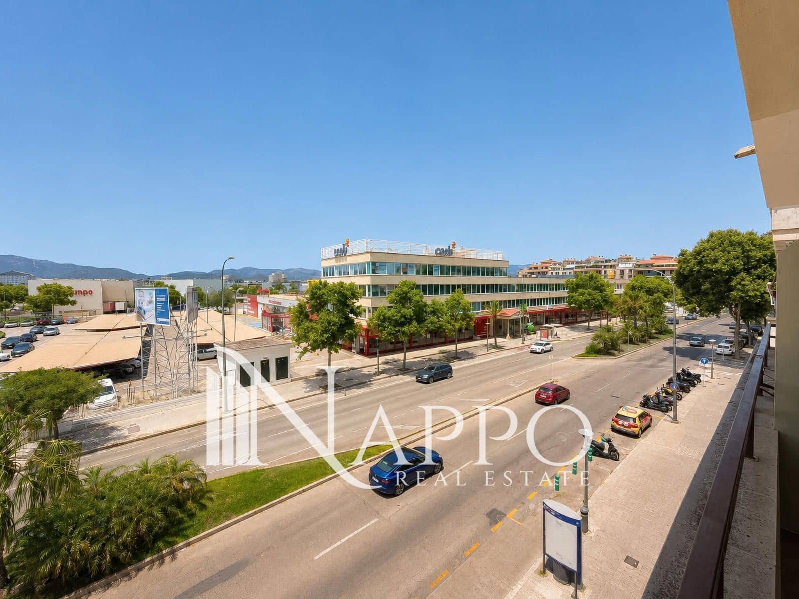 Piso de 4 habitaciones en Palma de Mallorca en venta con garaje - 420.000 € (Ref: 9917609)