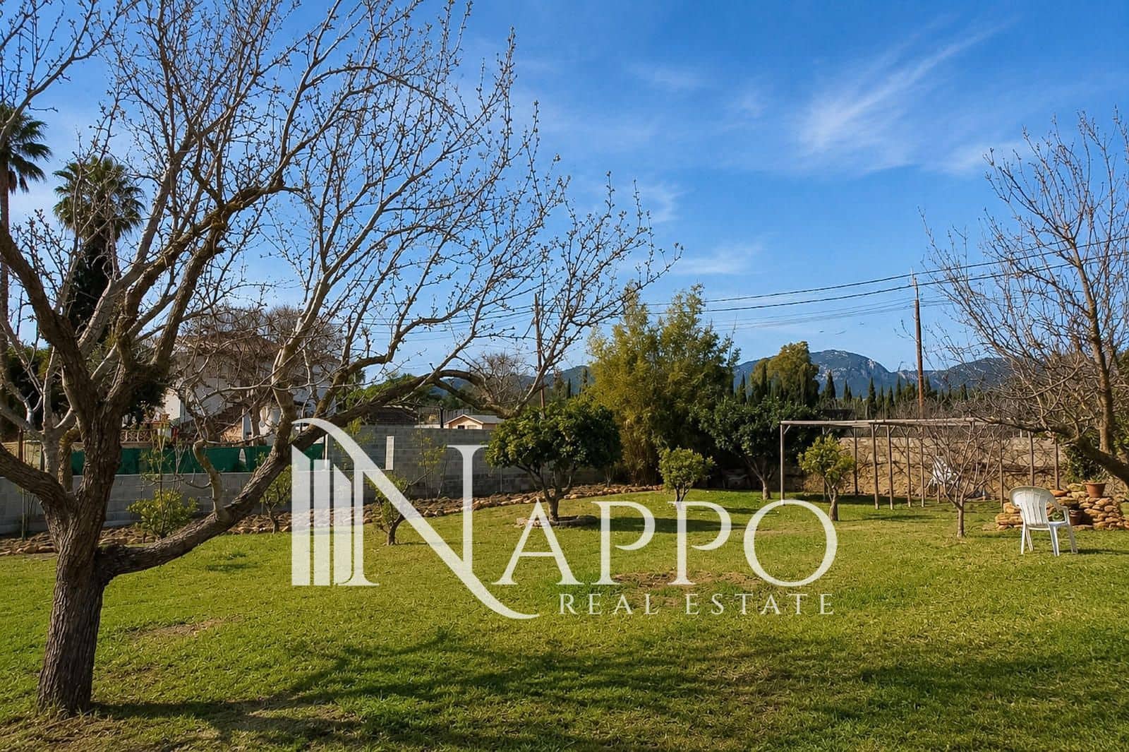Building Plot for sale in Establiments - € 199,000 (Ref: 9918780)