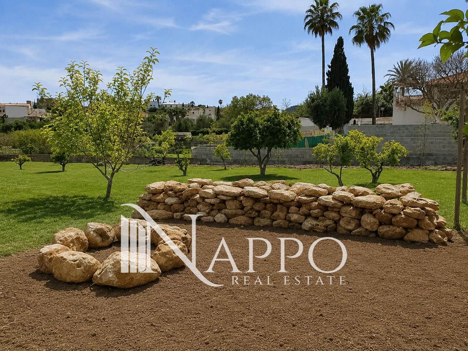 Building Plot for sale in Establiments - € 199,000 (Ref: 9918780)