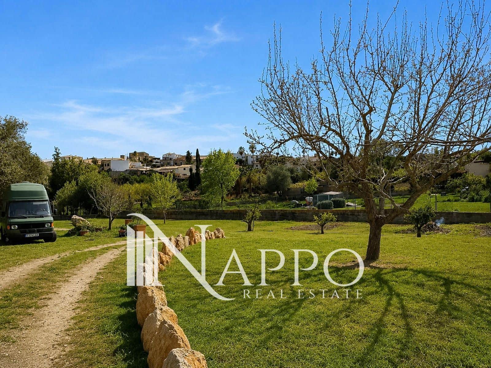 Building Plot for sale in Establiments - € 199,000 (Ref: 9918780)