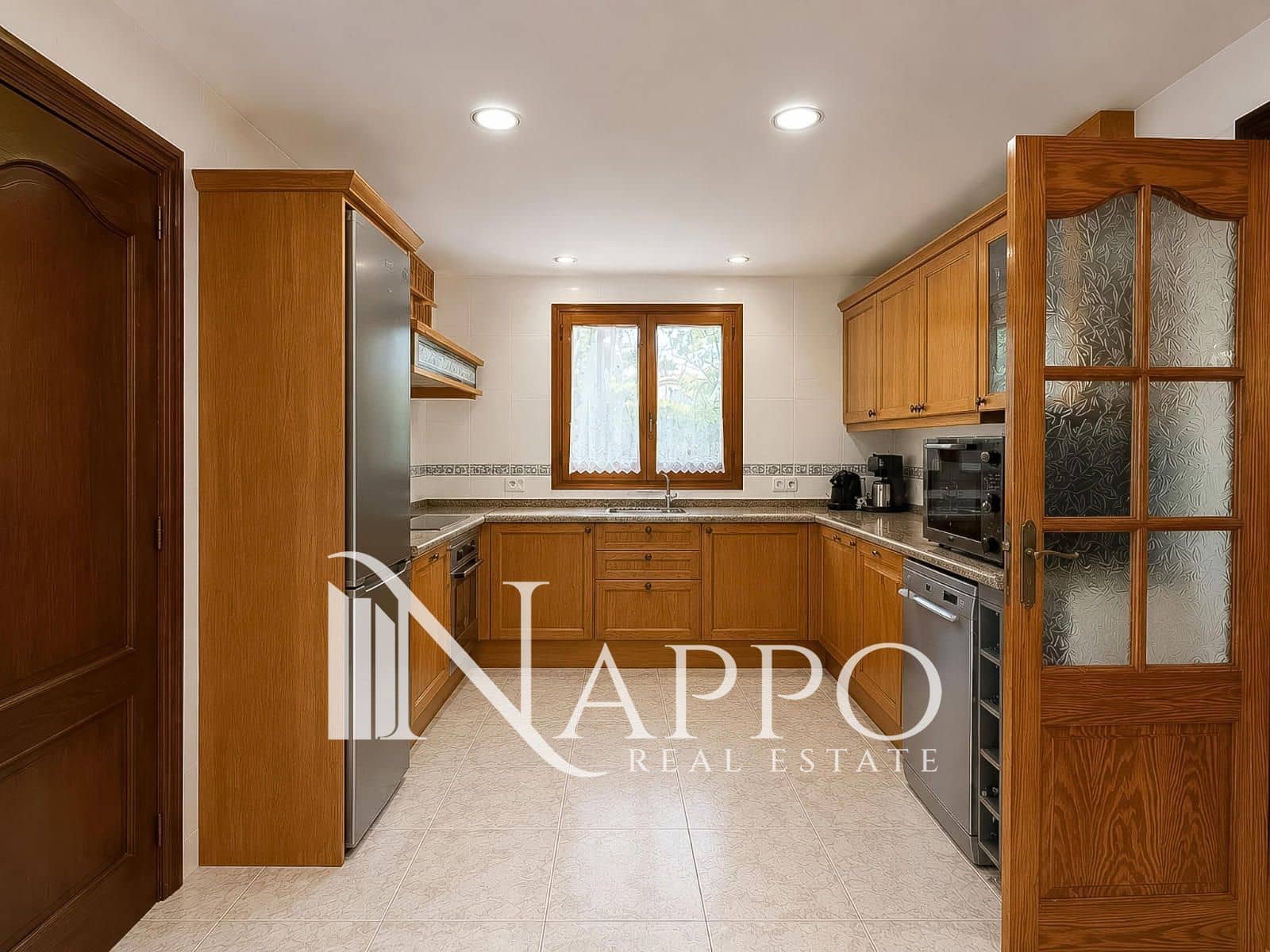 4 bedroom Villa for sale in Palmanyola with pool garage - € 1,199,000 (Ref: 9918902)