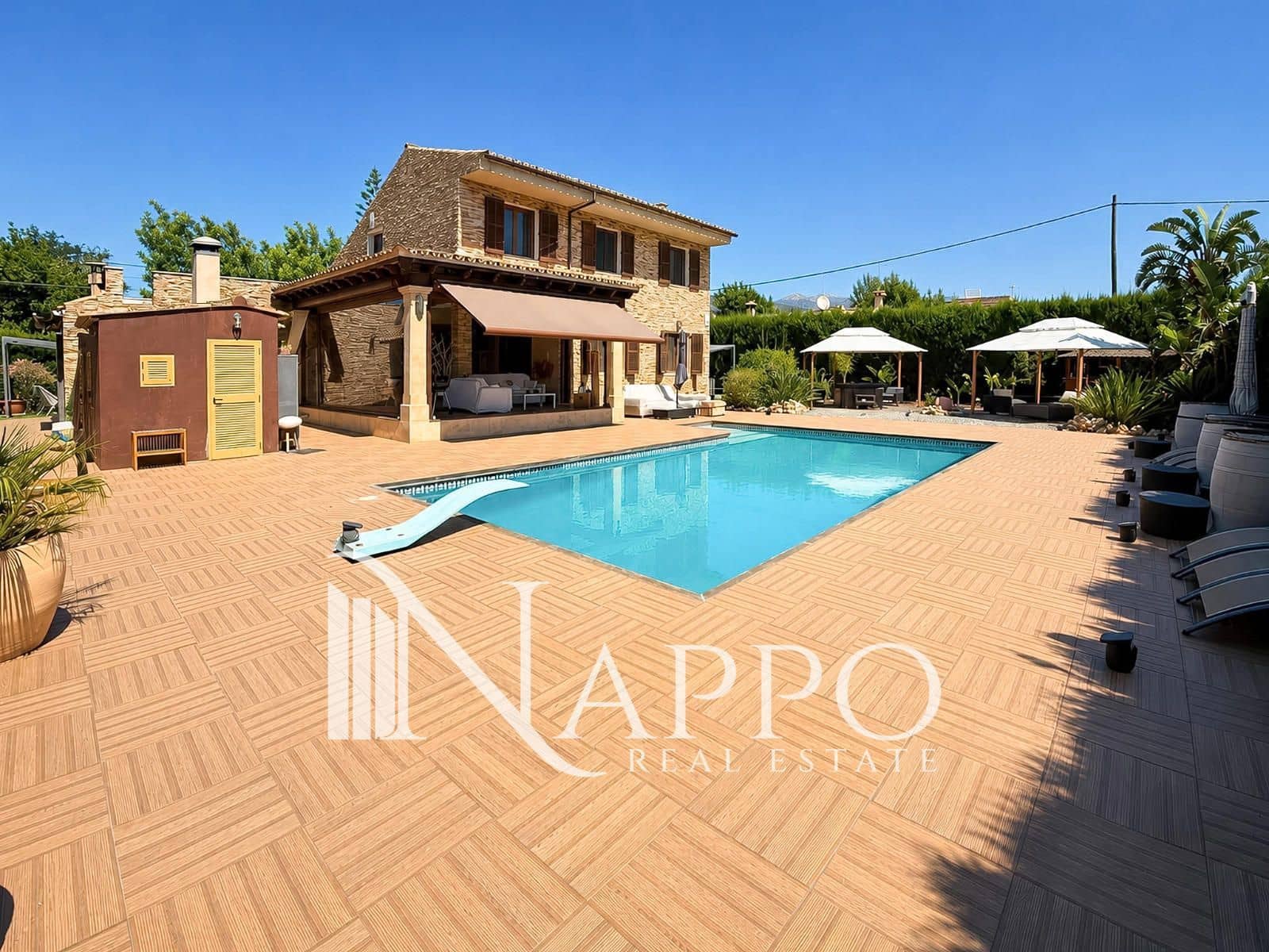 4 bedroom Villa for sale in Palmanyola with pool garage - € 1,199,000 (Ref: 9918902)