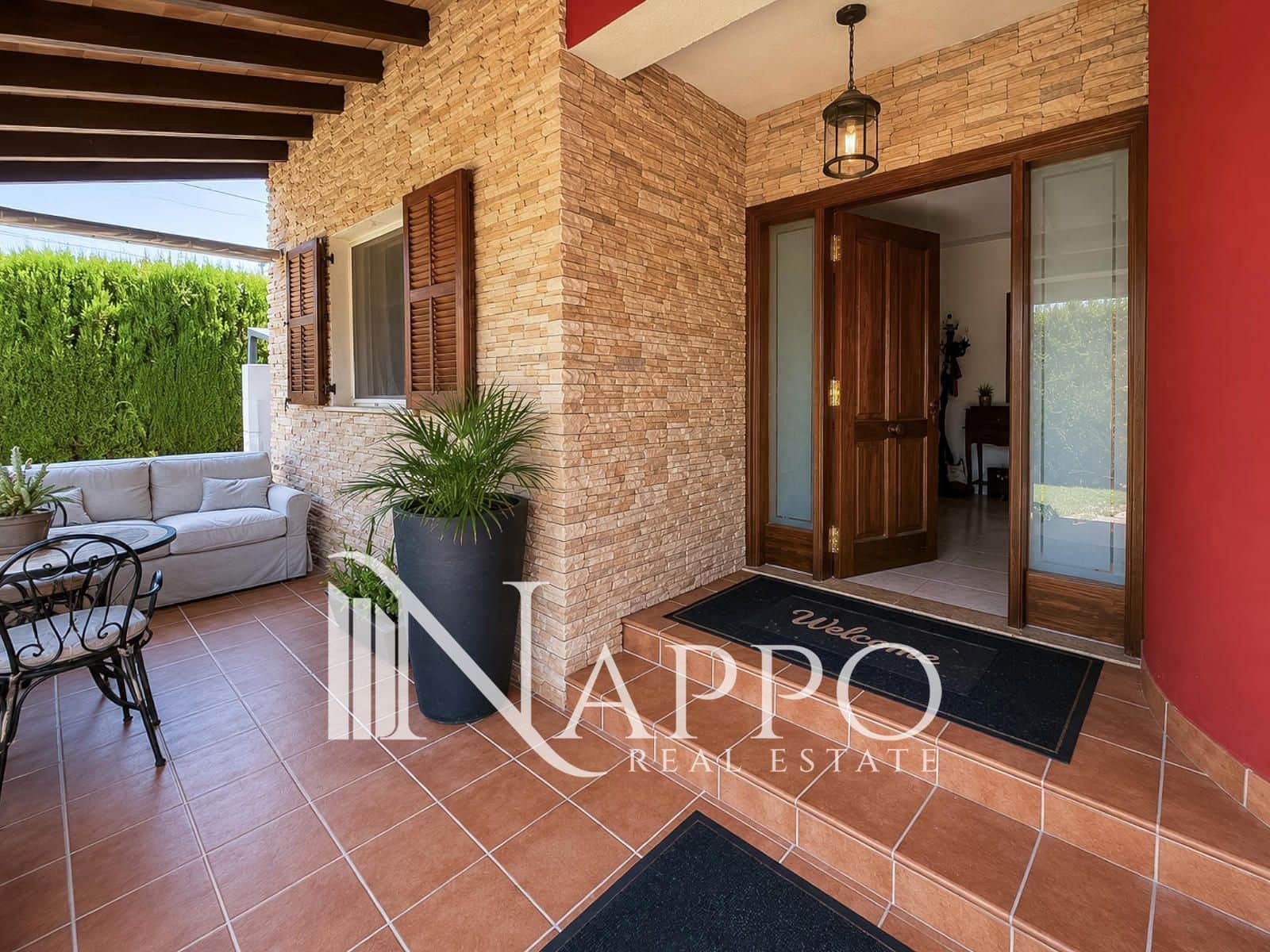 4 bedroom Villa for sale in Palmanyola with pool garage - € 1,199,000 (Ref: 9918902)