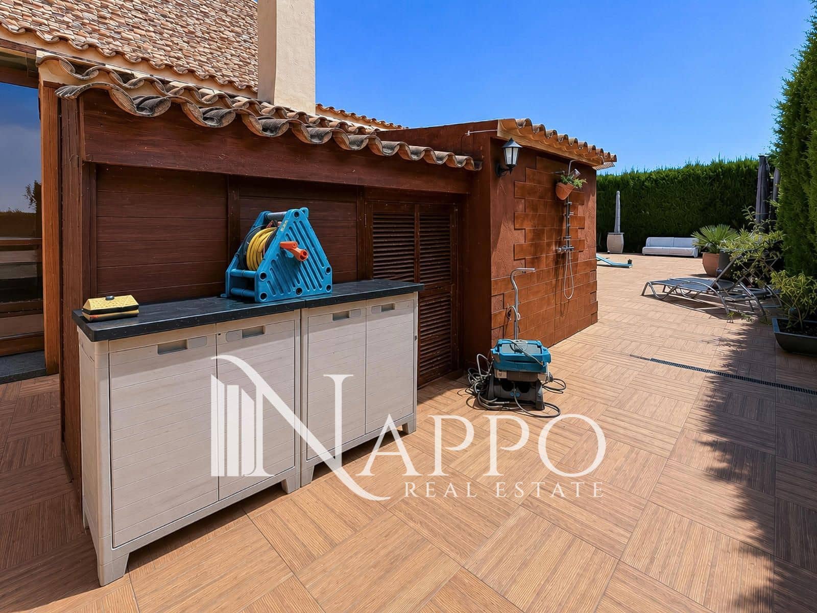 4 bedroom Villa for sale in Palmanyola with pool garage - € 1,199,000 (Ref: 9918902)