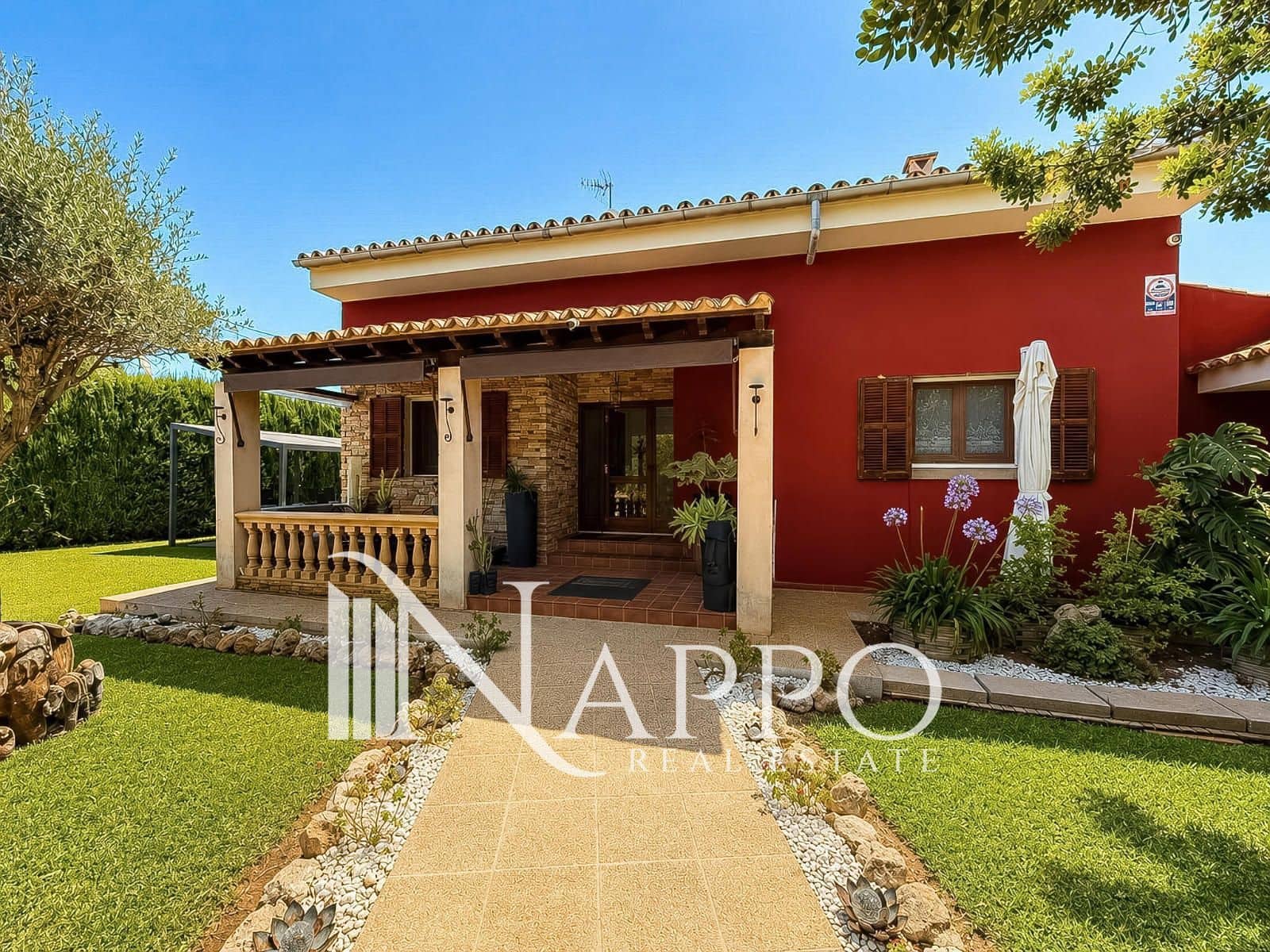 4 bedroom Villa for sale in Palmanyola with pool garage - € 1,199,000 (Ref: 9918902)