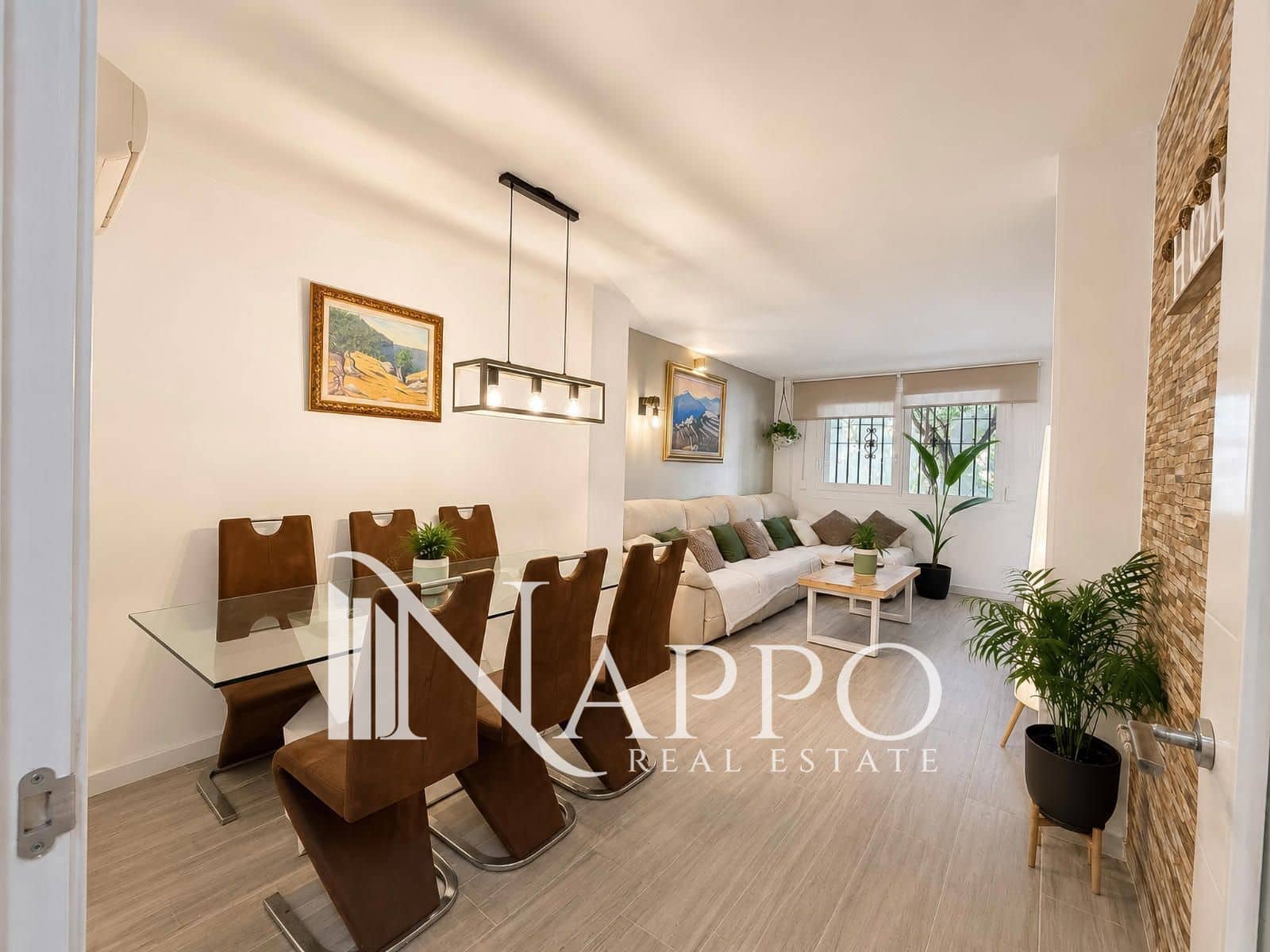4 bedroom Flat for sale in Es Molinar / El Molinar with garage - € 530,000 (Ref: 9921481)
