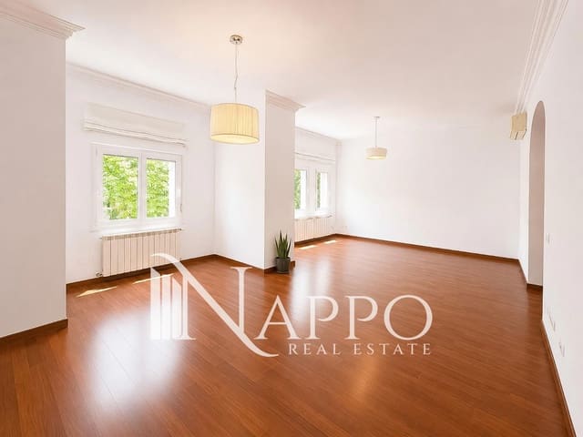 2 bedroom Flat for sale in Palma de Mallorca - € 595,000 (Ref: 9924859)