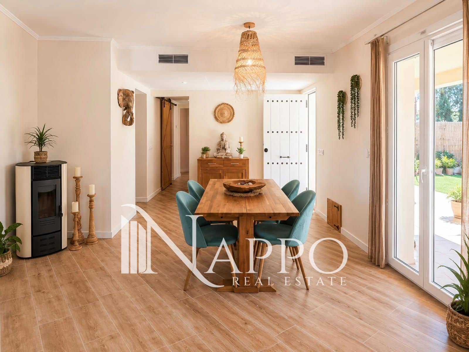 2 bedroom Villa for sale in Badia Blava with pool garage - € 699,000 (Ref: 9925247)