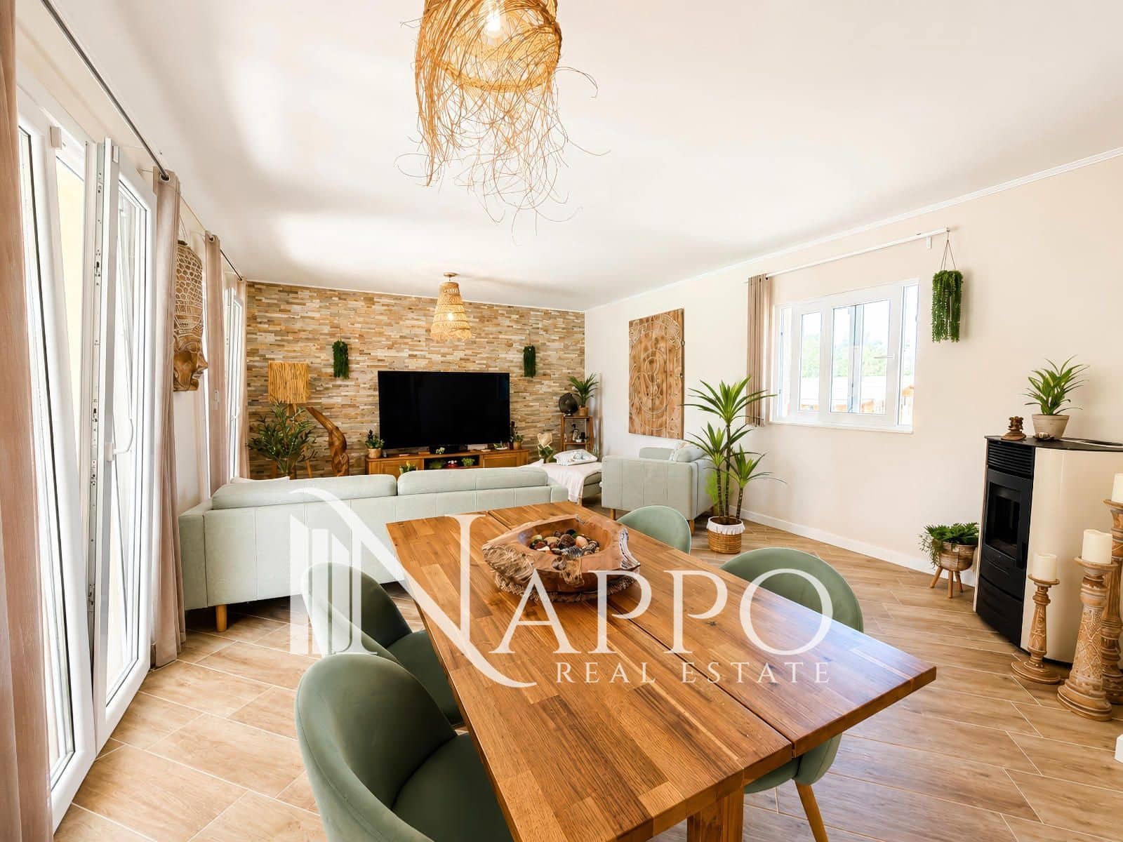 2 bedroom Villa for sale in Badia Blava with pool garage - € 699,000 (Ref: 9925247)