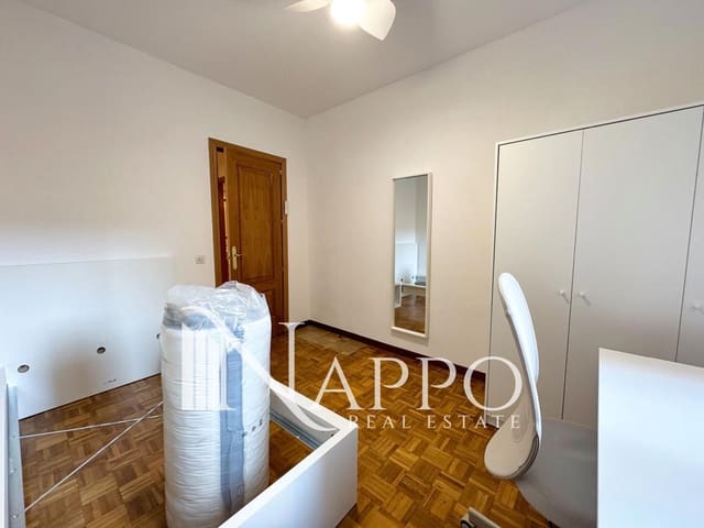 4 soverom Leilighet til leie i Gaztambide, Madrid by - € 725 (Ref: 9926738)