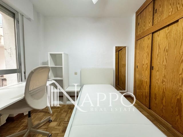 4 slaapkamer Appartement te huur in Gaztambide, Madrid stad - € 725 (Ref: 9926738)