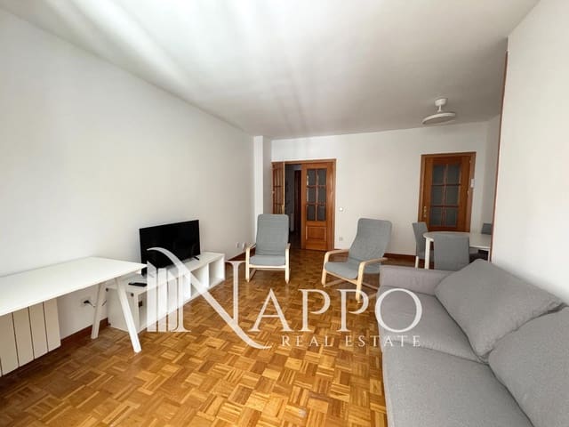 4 slaapkamer Appartement te huur in Gaztambide, Madrid stad - € 725 (Ref: 9926738)