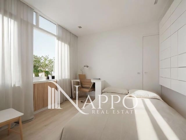 1 bedroom Flat for sale in Cala Mayor, Palma de Mallorca with garage - € 189,000 (Ref: 9932062)