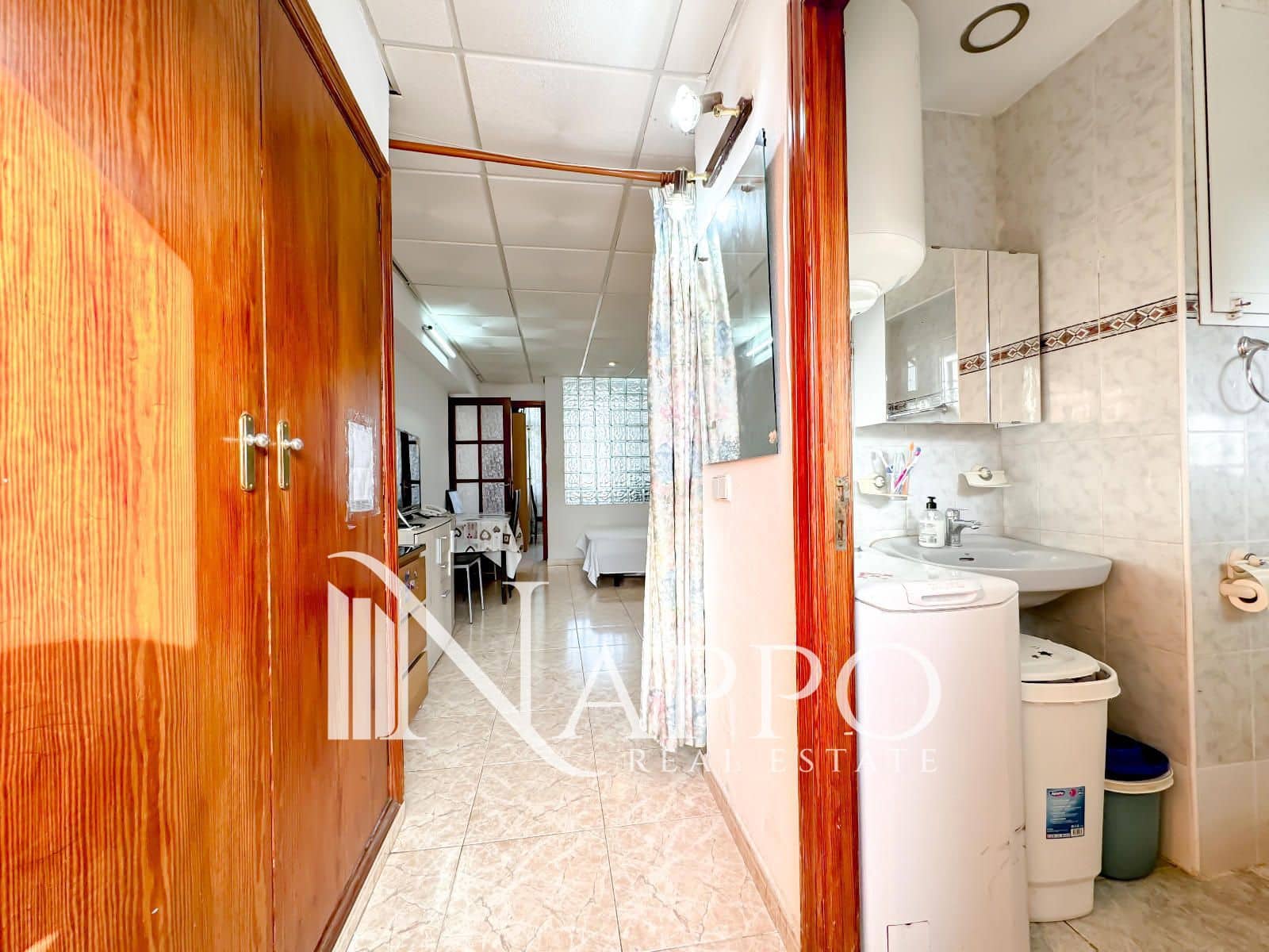 1 bedroom Flat for sale in Cala Mayor with garage - € 189,000 (Ref: 9932062)