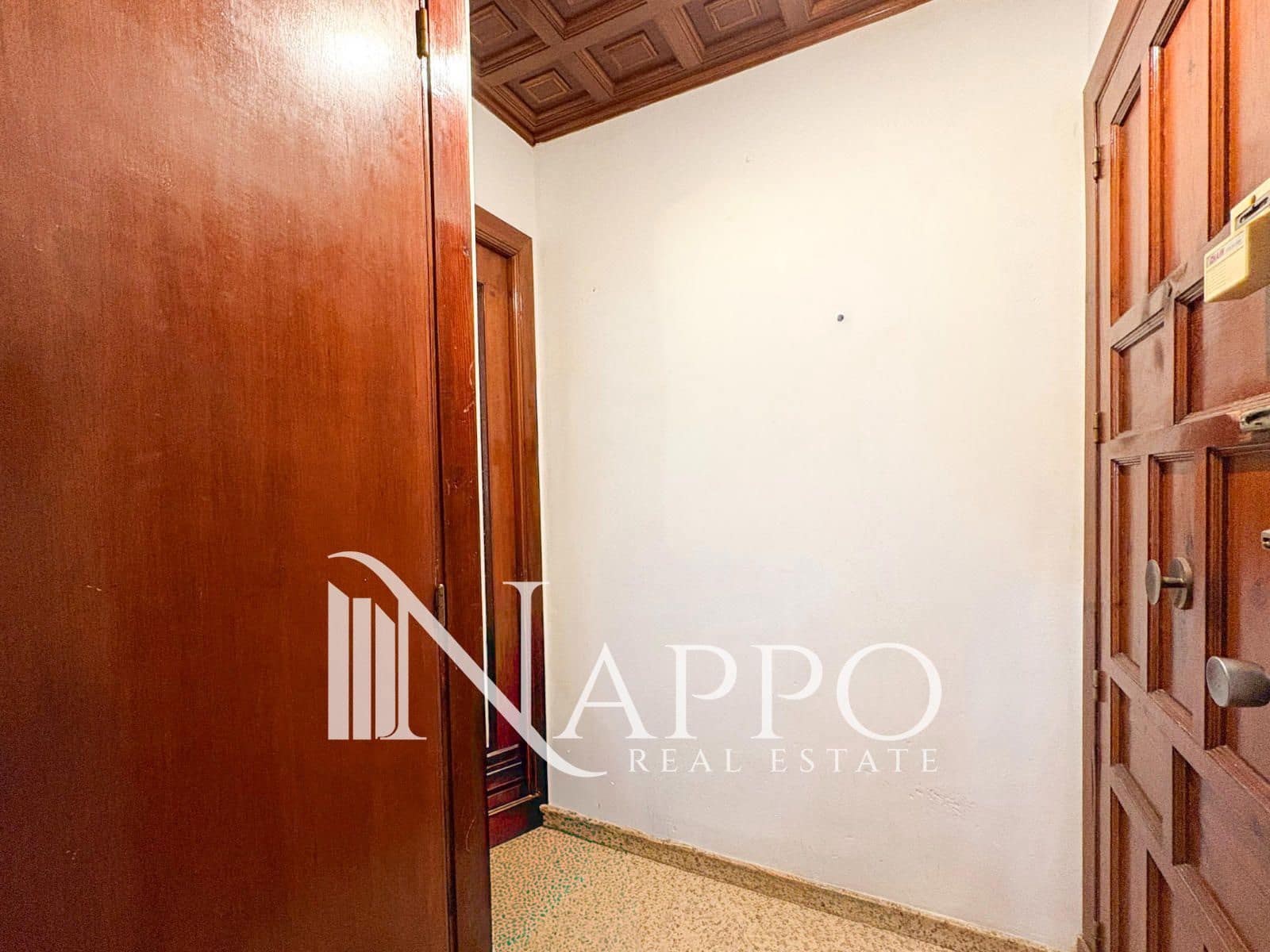 3 bedroom Flat for sale in Palma de Mallorca - € 330,000 (Ref: 9932181)