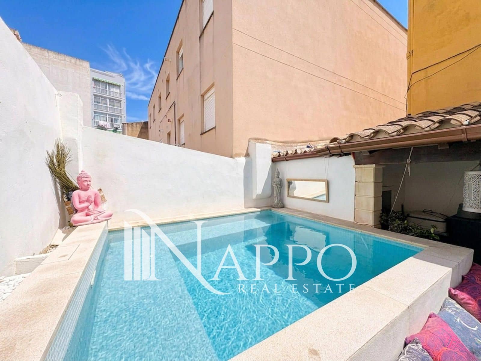 4 bedroom Flat for sale in Palma de Mallorca with pool garage - € 980,000 (Ref: 9934945)