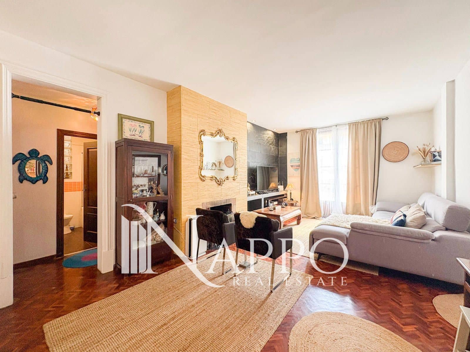 4 bedroom Flat for sale in Palma de Mallorca with pool garage - € 980,000 (Ref: 9934945)