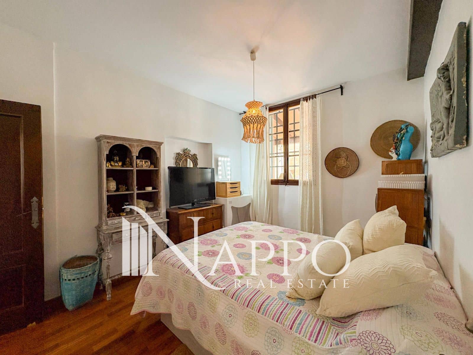 4 bedroom Flat for sale in Palma de Mallorca with pool garage - € 980,000 (Ref: 9934945)