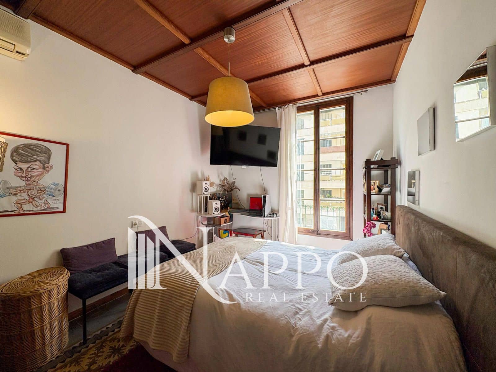 4 bedroom Flat for sale in Palma de Mallorca with pool garage - € 980,000 (Ref: 9934945)