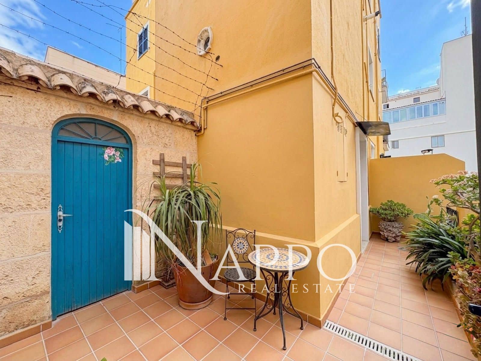 4 bedroom Flat for sale in Palma de Mallorca with pool garage - € 980,000 (Ref: 9934945)
