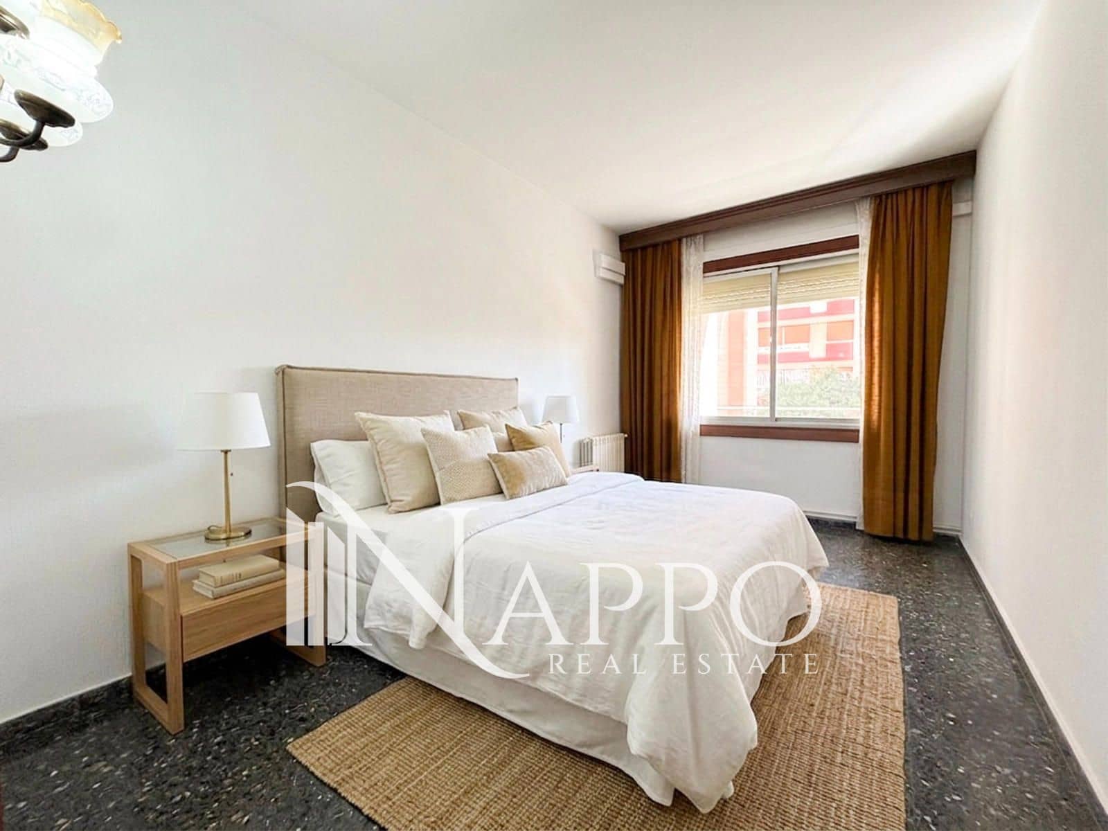4 bedroom Flat for sale in Palma de Mallorca - € 635,000 (Ref: 9935121)