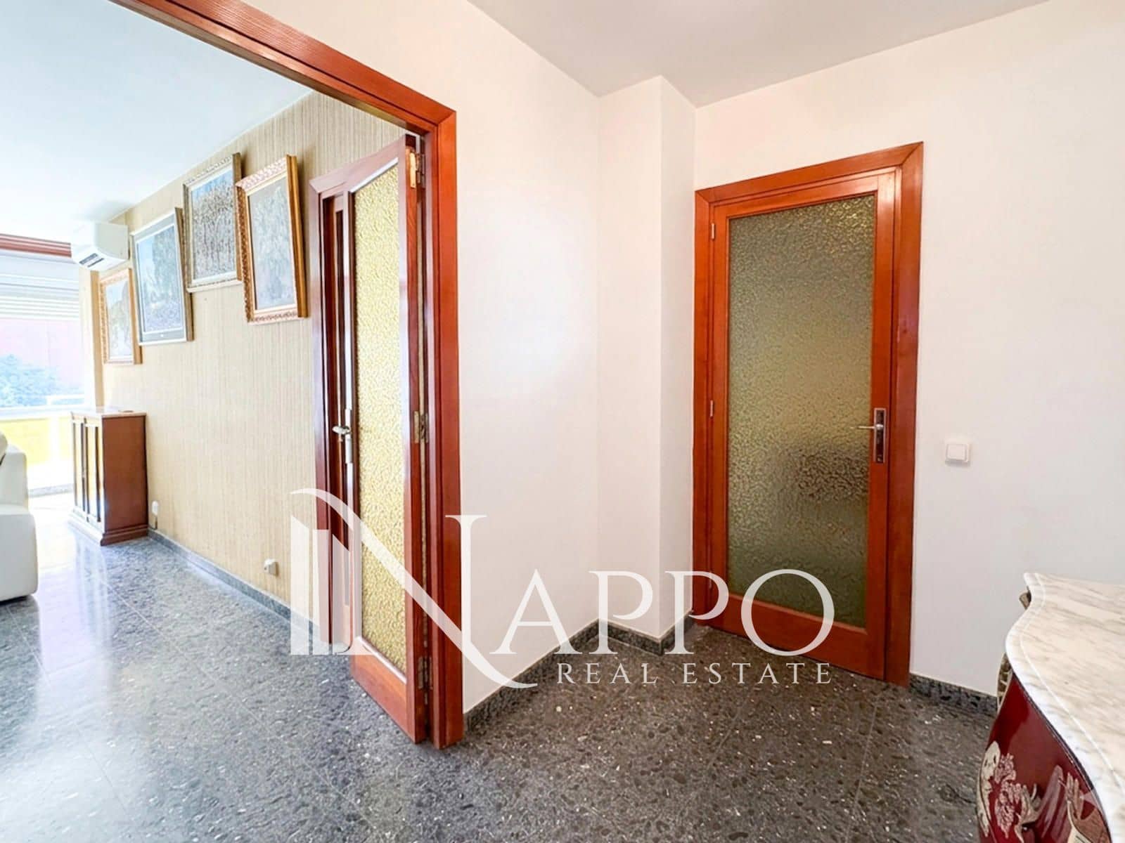 4 bedroom Flat for sale in Palma de Mallorca - € 635,000 (Ref: 9935121)