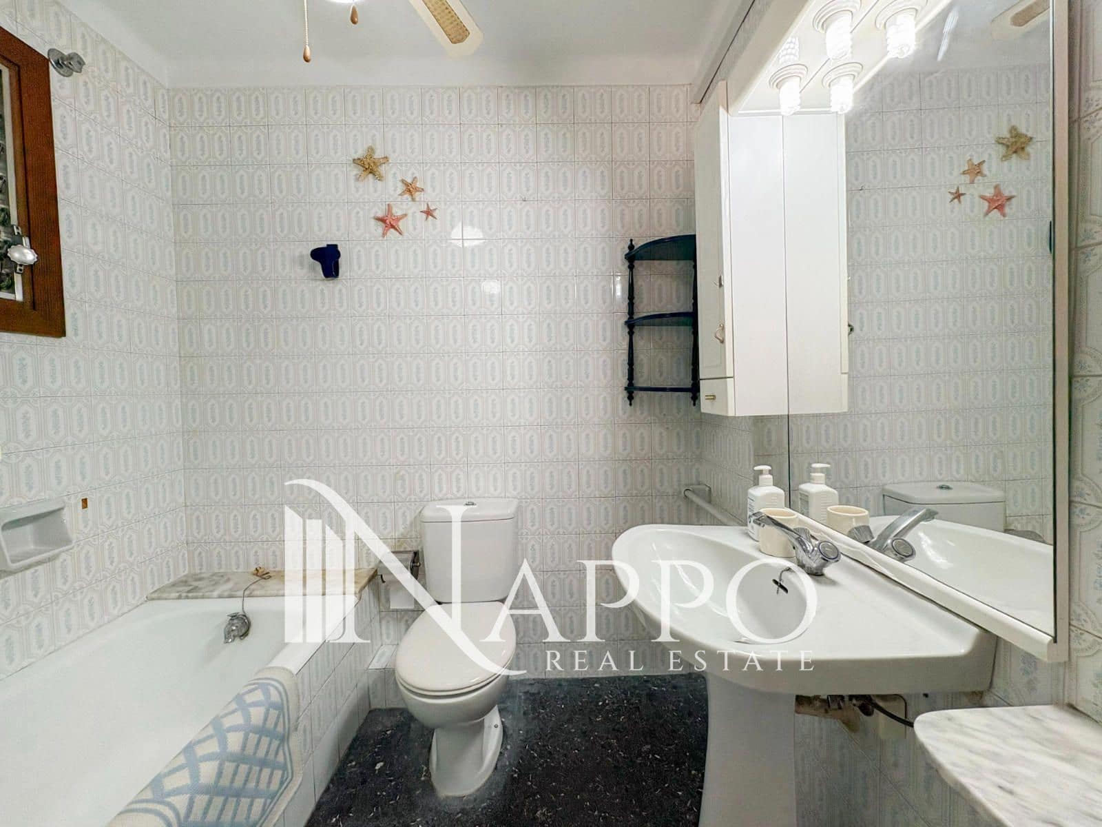 4 bedroom Flat for sale in Palma de Mallorca - € 635,000 (Ref: 9935121)