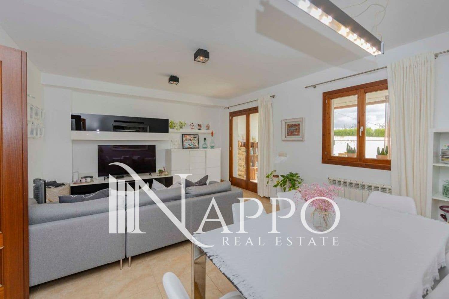 3 bedroom Townhouse for sale in Selva with pool garage - € 600,000 (Ref: 9935122)