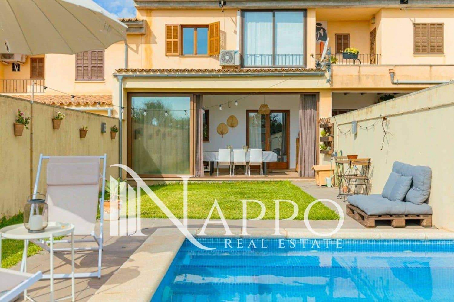 3 bedroom Townhouse for sale in Selva with pool garage - € 600,000 (Ref: 9935122)