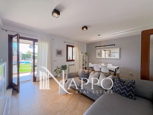 Casa de 3 habitaciones en Selva en venta con piscina garaje - 580.000 € (Ref: 9935122)