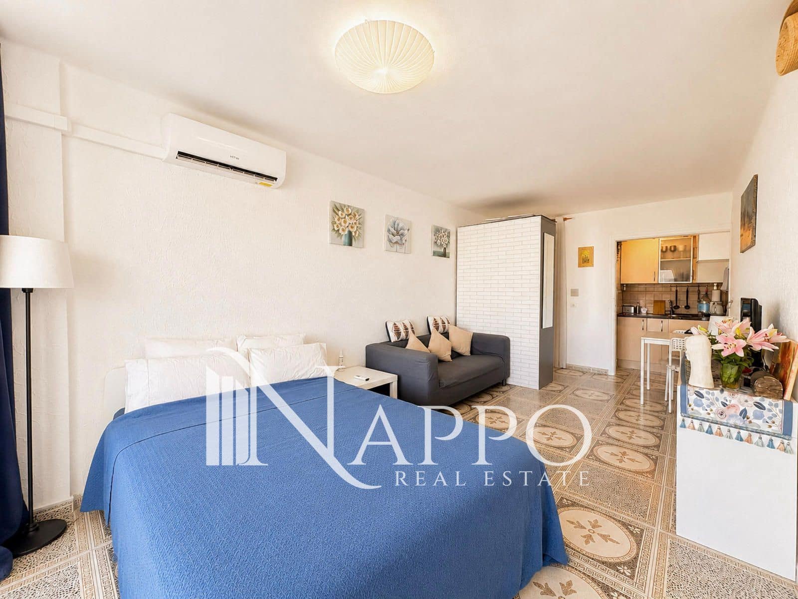 Lägenhet till salu i Santa Ponsa med pool - 245 000 € (Ref: 9935203)