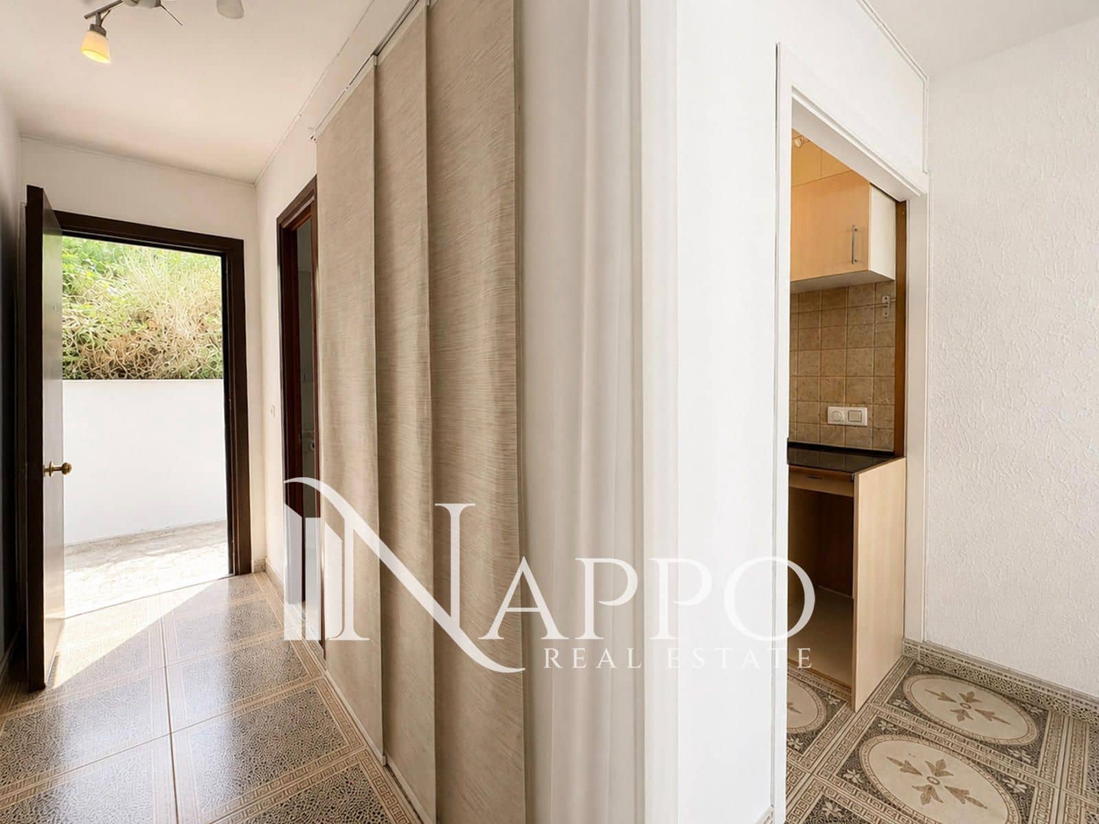 Lägenhet till salu i Santa Ponsa med pool - 245 000 € (Ref: 9935203)