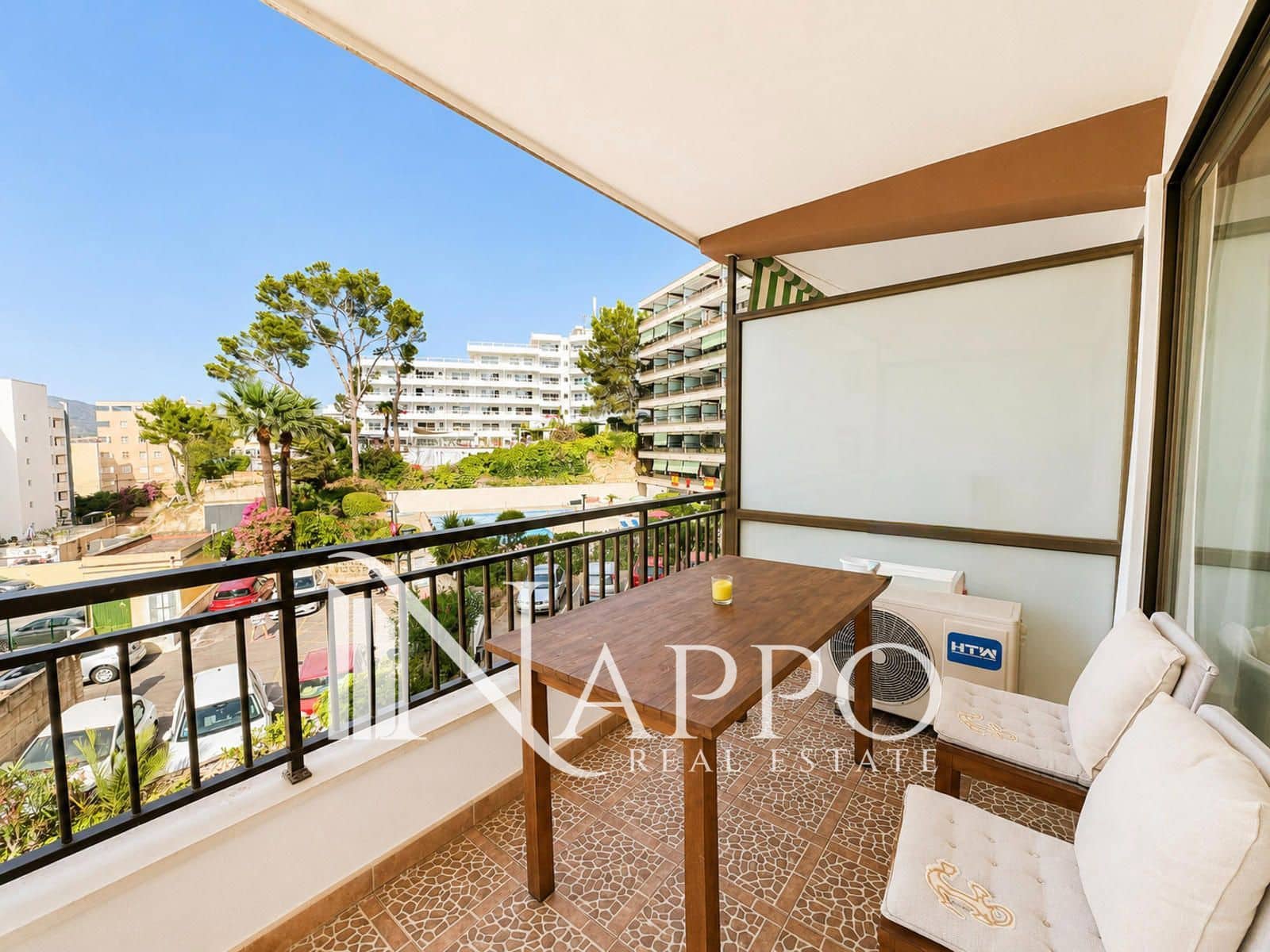 Lägenhet till salu i Santa Ponsa med pool - 245 000 € (Ref: 9935203)