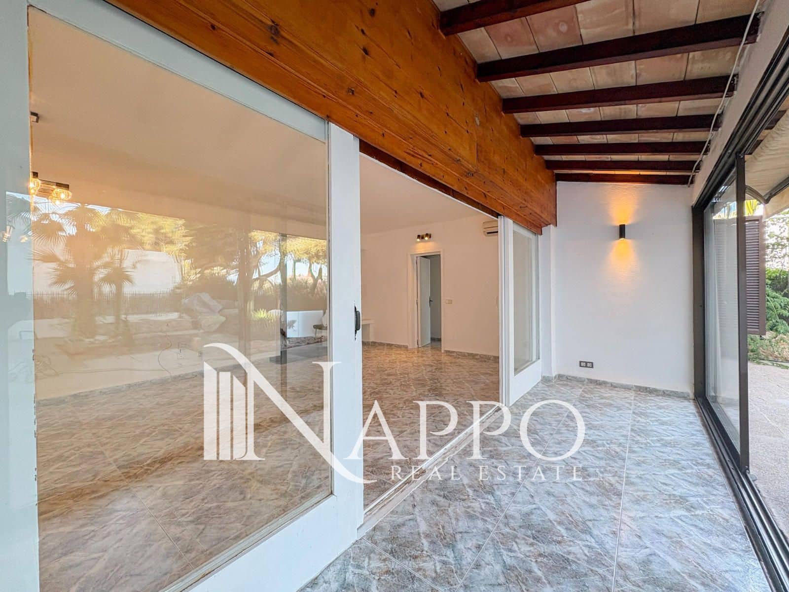 Chalet de 4 habitaciones en Sol de Mallorca en alquiler con garaje - 2.550 € (Ref: 9939007)