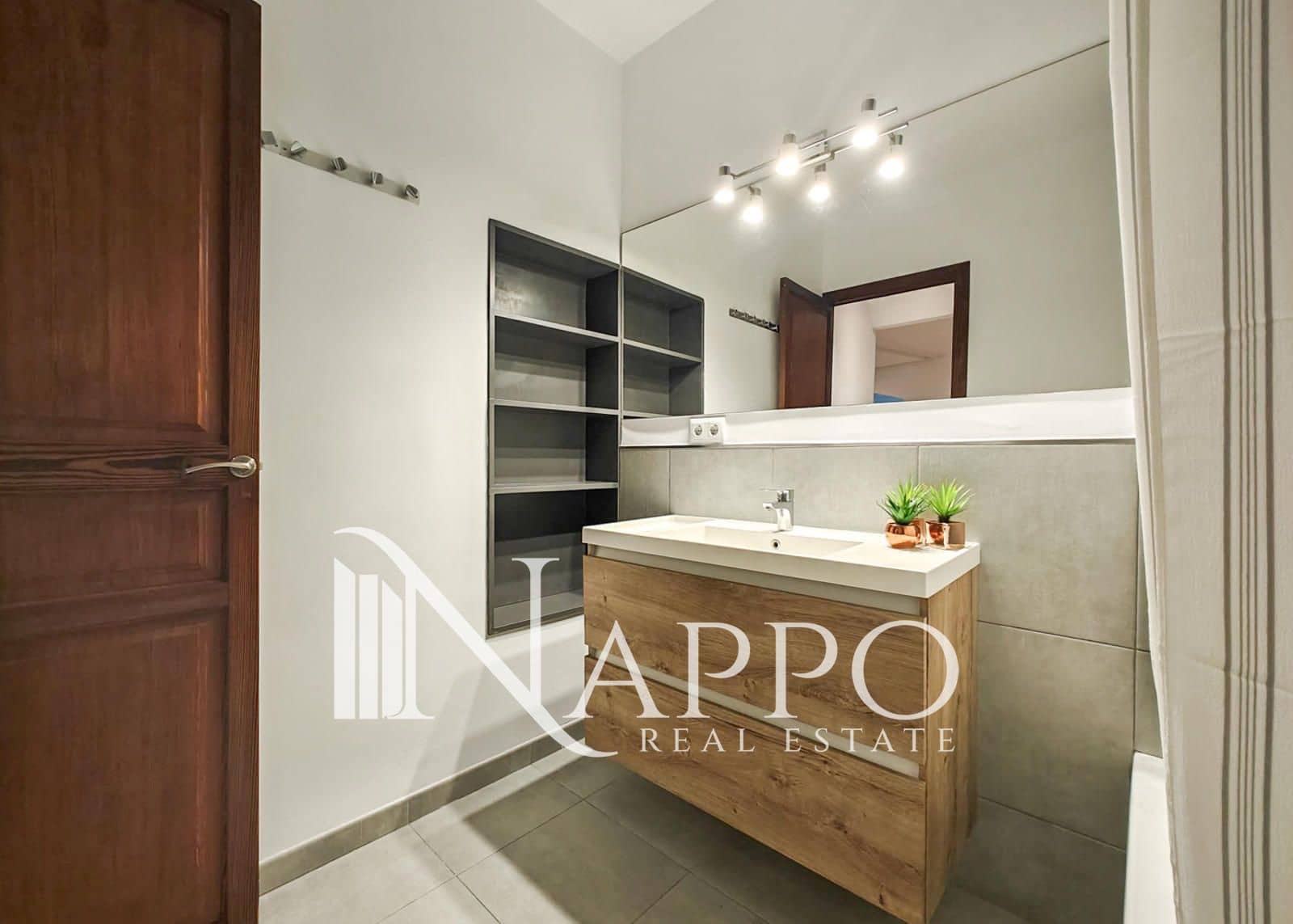 Appartement de 3 chambres à louer à Palma de Mallorca - 1 770 € (Ref: 9948678)