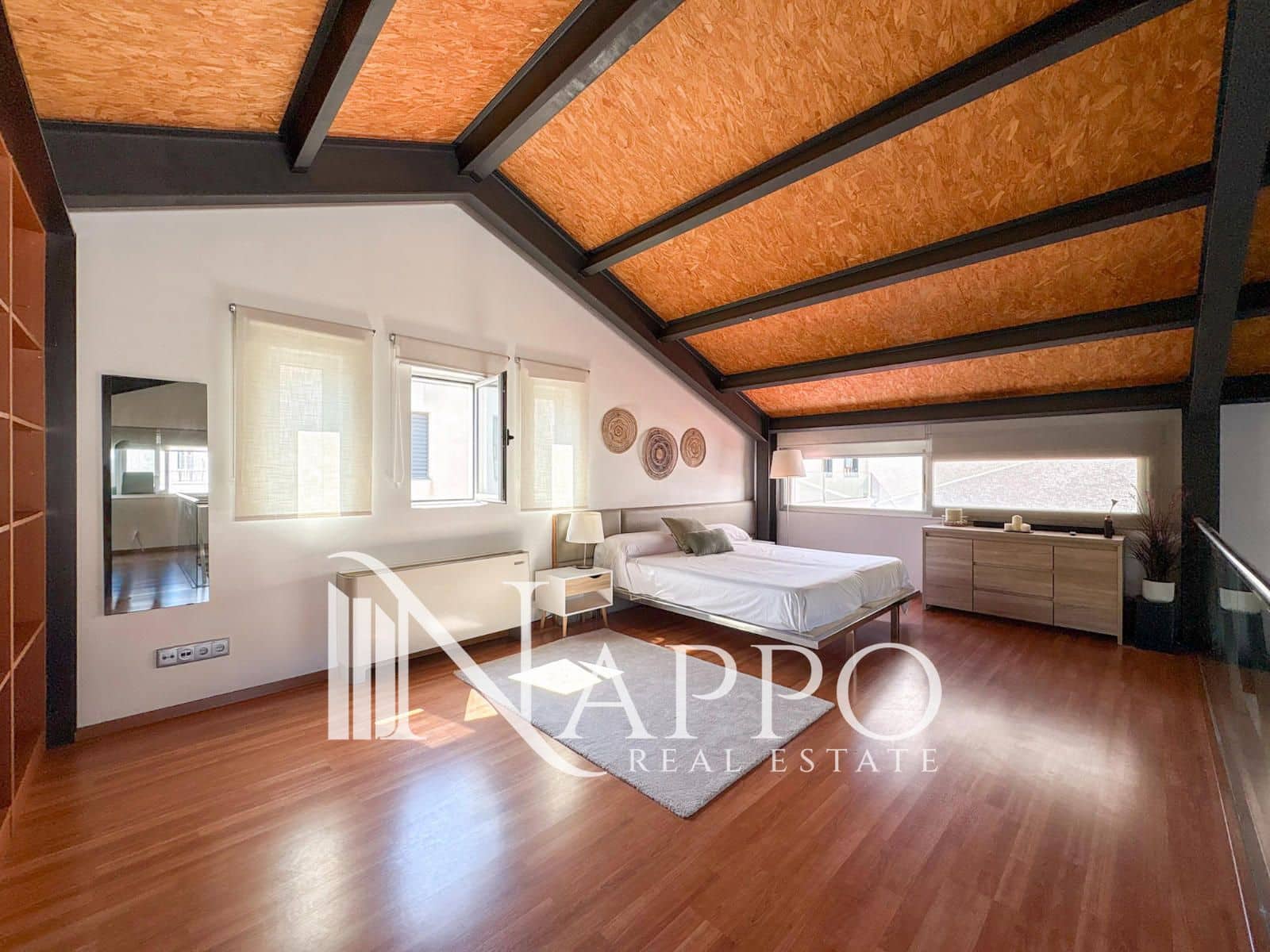 4 bedroom Villa for rent in Portixol with garage - € 4,500 (Ref: 9950752)