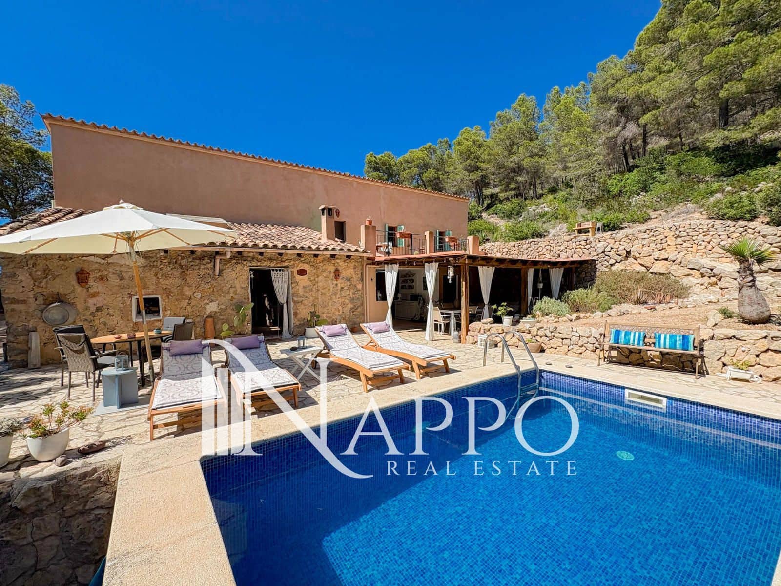 4 soveværelse Villa til salg i Andratx med swimmingpool garage - € 5.490.000 (Ref: 9953063)