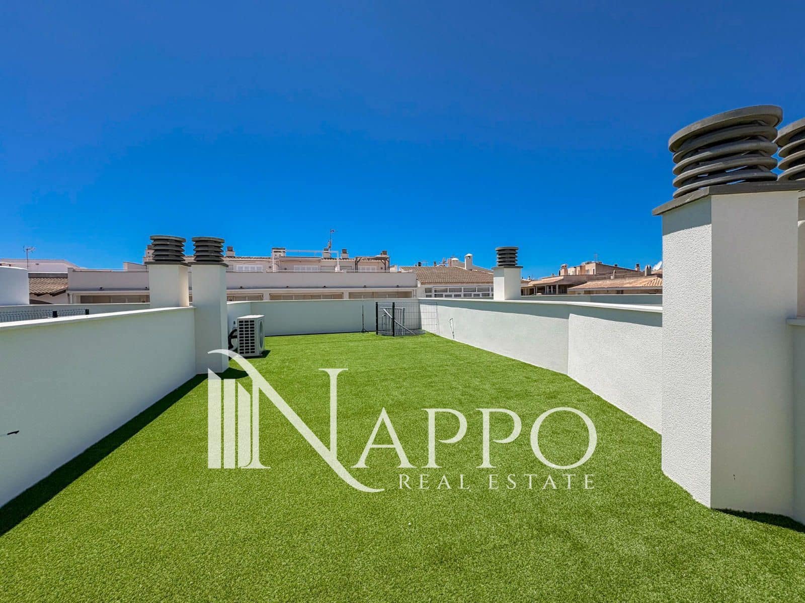 Casa de 3 habitaciones en Colonia de Sant Jordi en venta con garaje - 710.000 € (Ref: 9956219)