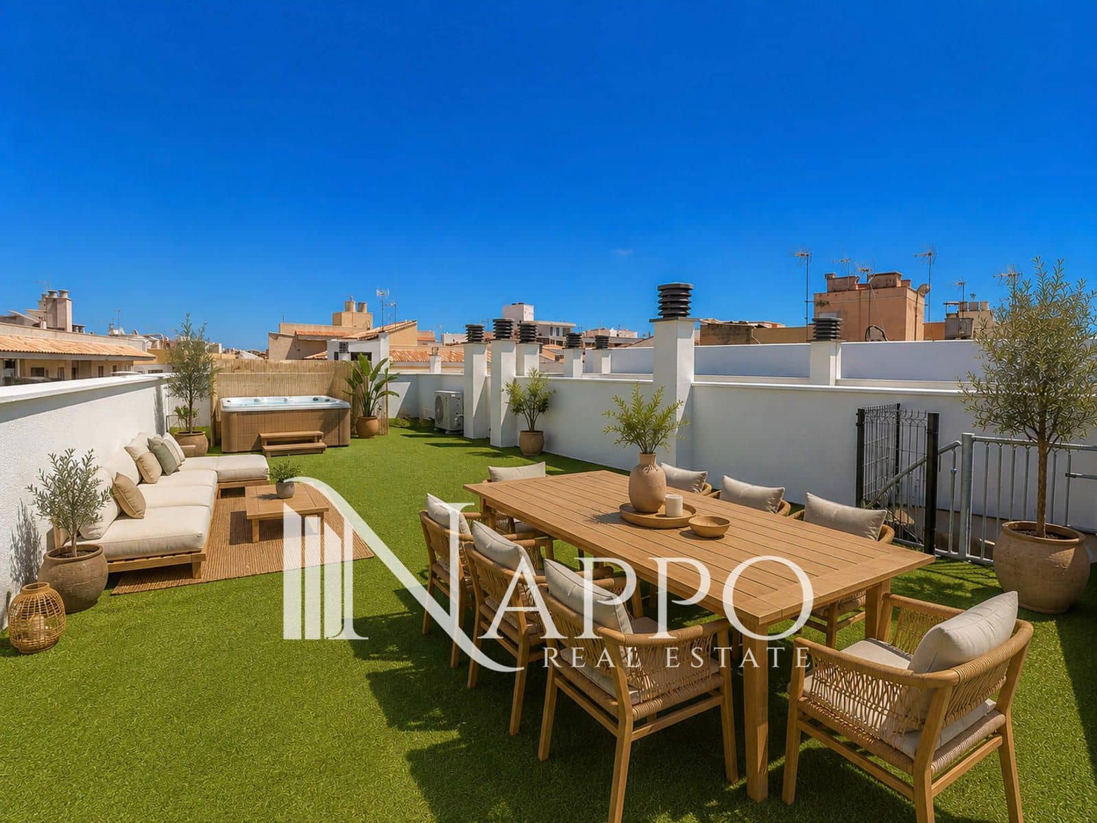 3 bedroom Townhouse for sale in Colonia de Sant Jordi with garage - € 810,000 (Ref: 9956220)