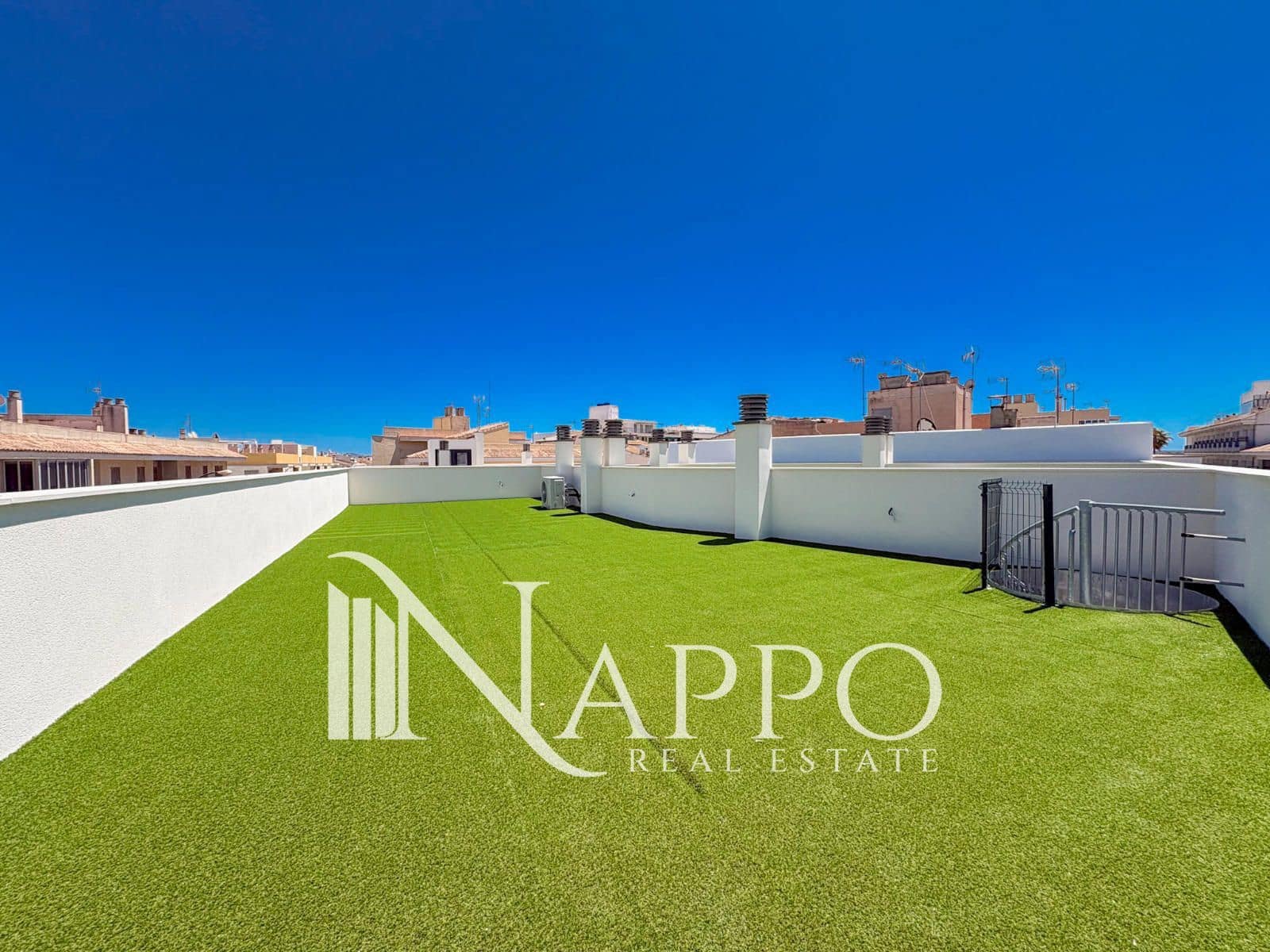 3 bedroom Townhouse for sale in Colonia de Sant Jordi with garage - € 810,000 (Ref: 9956220)