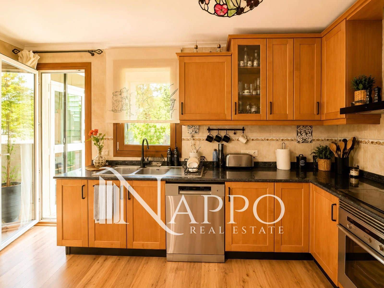 3 bedroom Flat for sale in Palma de Mallorca with garage - € 550,000 (Ref: 9956336)