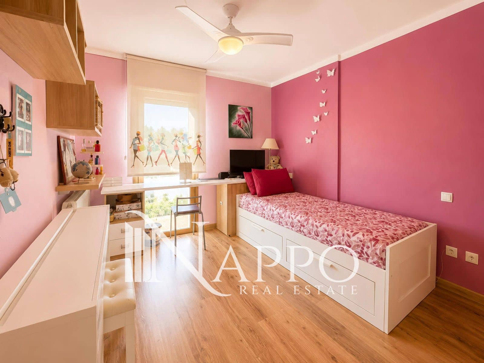3 bedroom Flat for sale in Palma de Mallorca with garage - € 550,000 (Ref: 9956336)