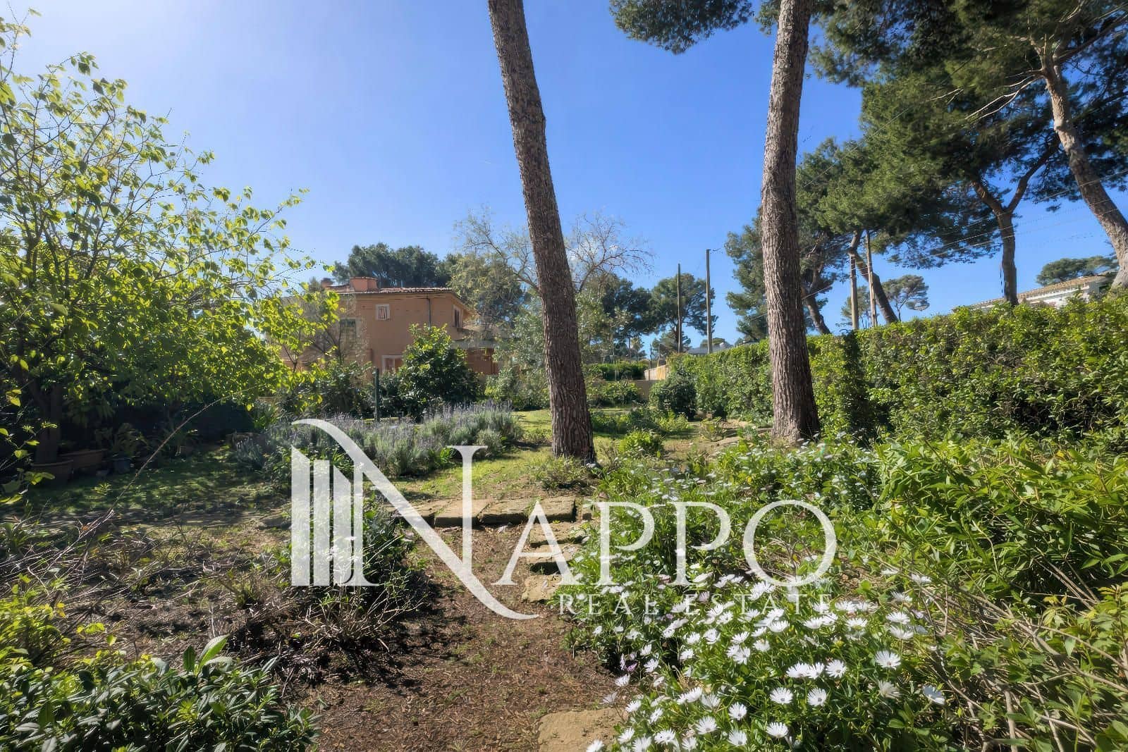 4 bedroom Villa for sale in Calvia - € 1,199,000 (Ref: 9961627)