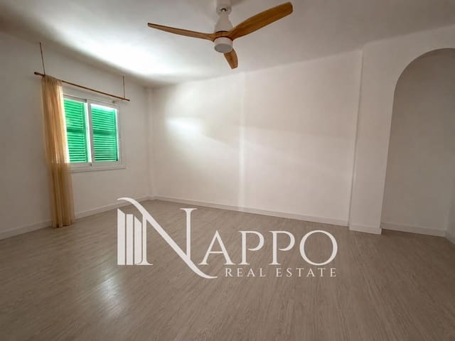 3 bedroom Penthouse for rent in Genova, Palma de Mallorca - € 2,200 (Ref: 9964308)