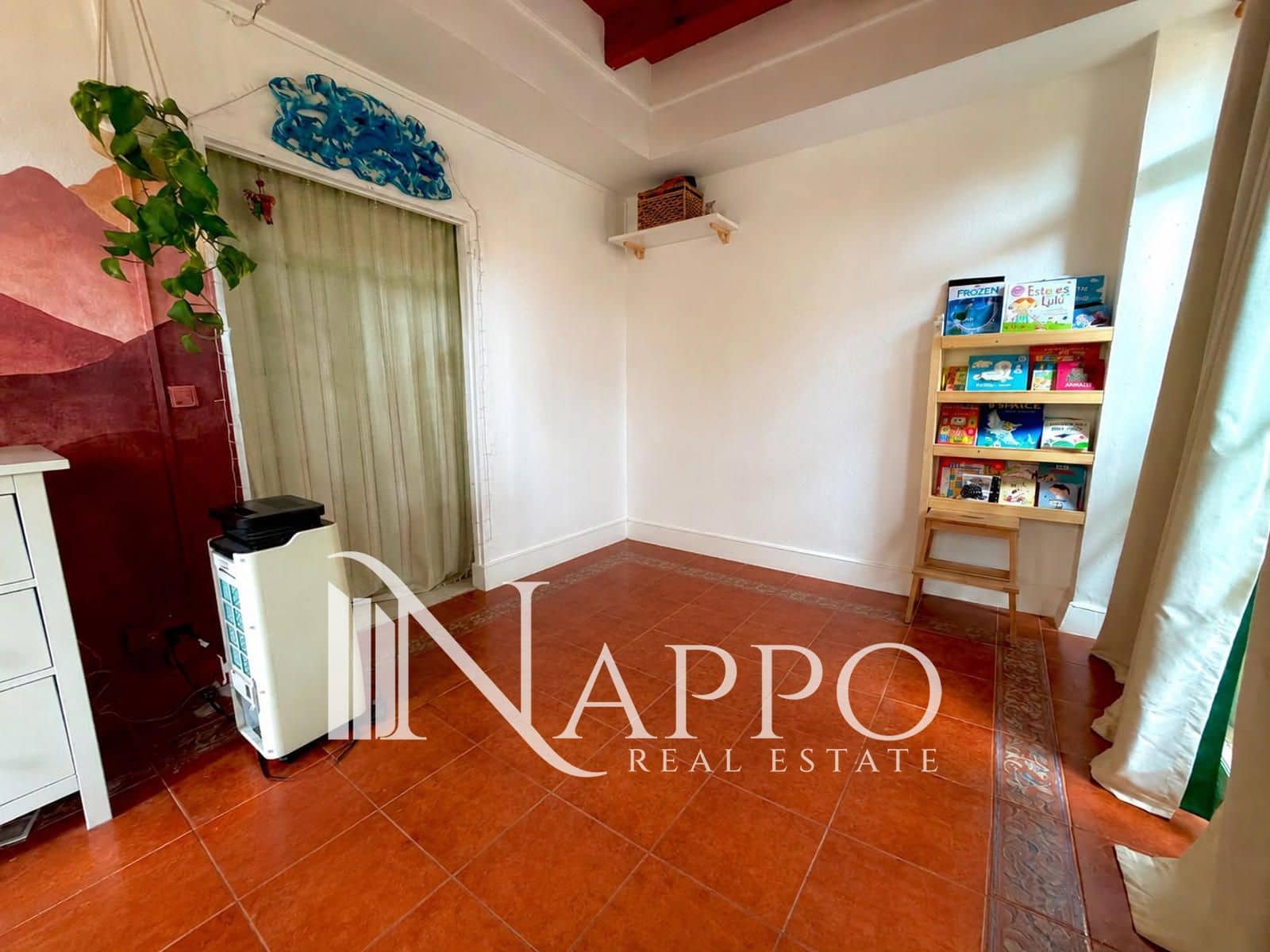 3 bedroom Penthouse for rent in Genova - € 2,200 (Ref: 9964308)